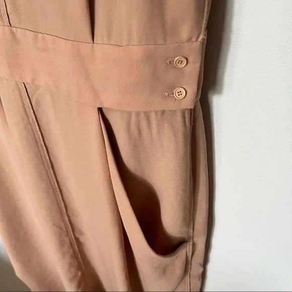 Aritzia Wilfred Leila Dress, Size 6, Salmon/Dusty Rose Colour - Picture 7 of 11